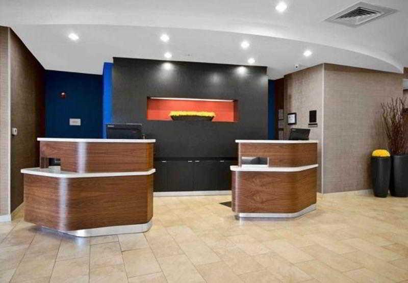 Courtyard By Marriott Salisbury Hotel Buitenkant foto